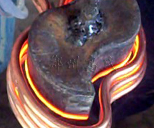 超音频感应加热设备是对凸轮轴进行淬火的专业设备